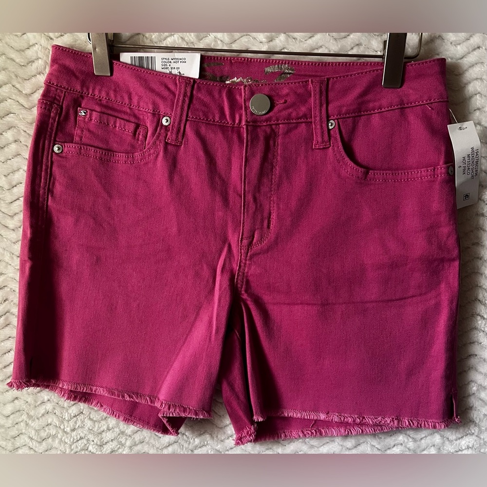 NWT Seven7 Pink Jean Shorts with Frayed Hem
